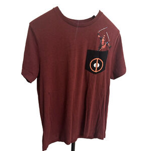 Mens Deadpool T Shirt, Red, Marvel Universe Heroes, Comics, Size Medium M